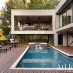 Modern house with pool and deck in Arkansas